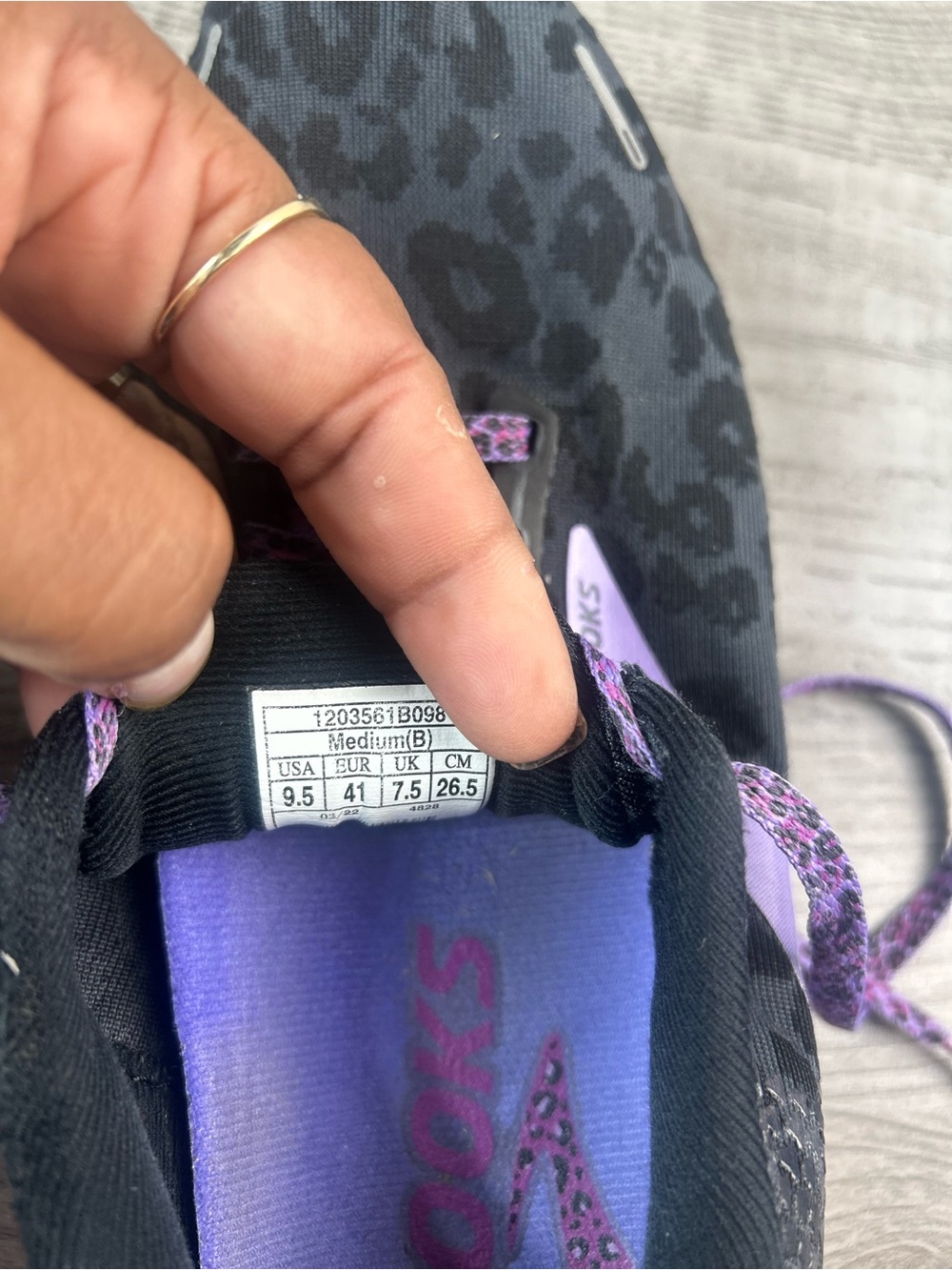Brooks Women's Ghost 14 Electric Cheetah 🐆 Running Shoes - Black & Purple - Picture 9 of 9